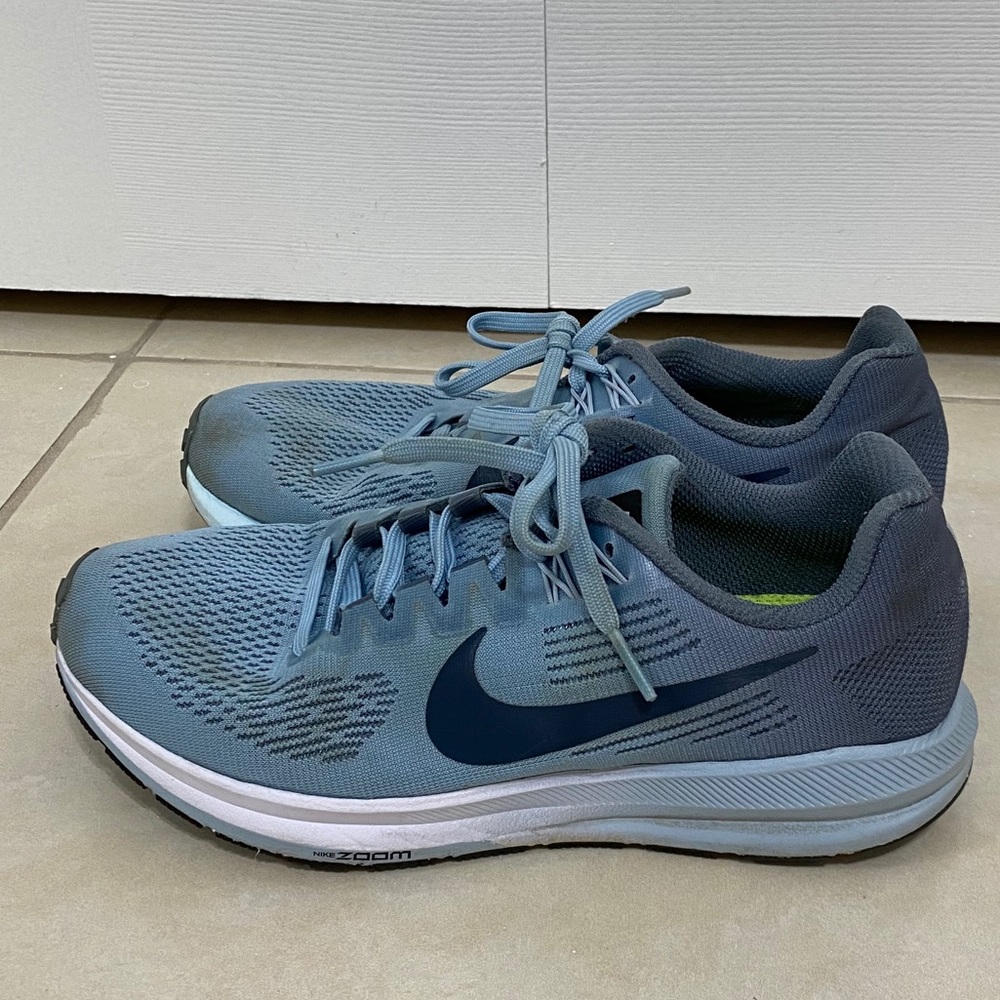 Running shoes